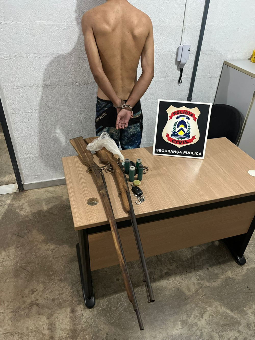 Polícia Civil apreende armas e prende jovem investigado por furto em Paraíso do Tocantins