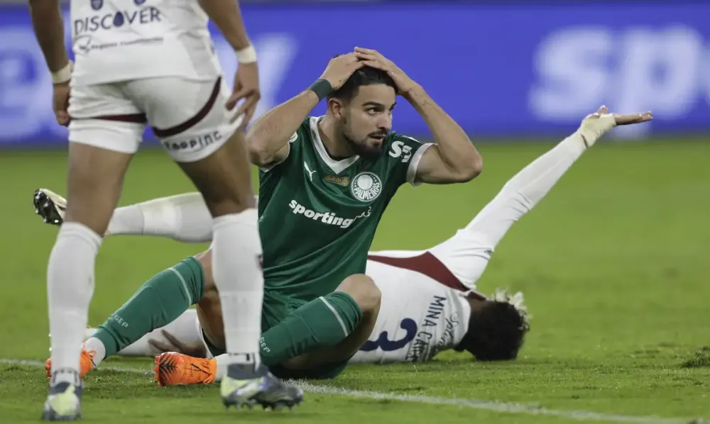 Derrota dura: LDU impõe 3×0 e complica o Palmeiras na semifinal da Libertadores