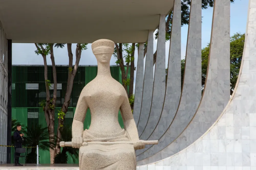  Entre freios institucionais e soberania popular: o STF e os contornos do Direito Eleitoral em 2025