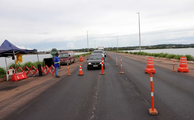 Ponte entre Palmas e Luzimangues passa a ter intervenções noturnas com sistema Siga e Pare
