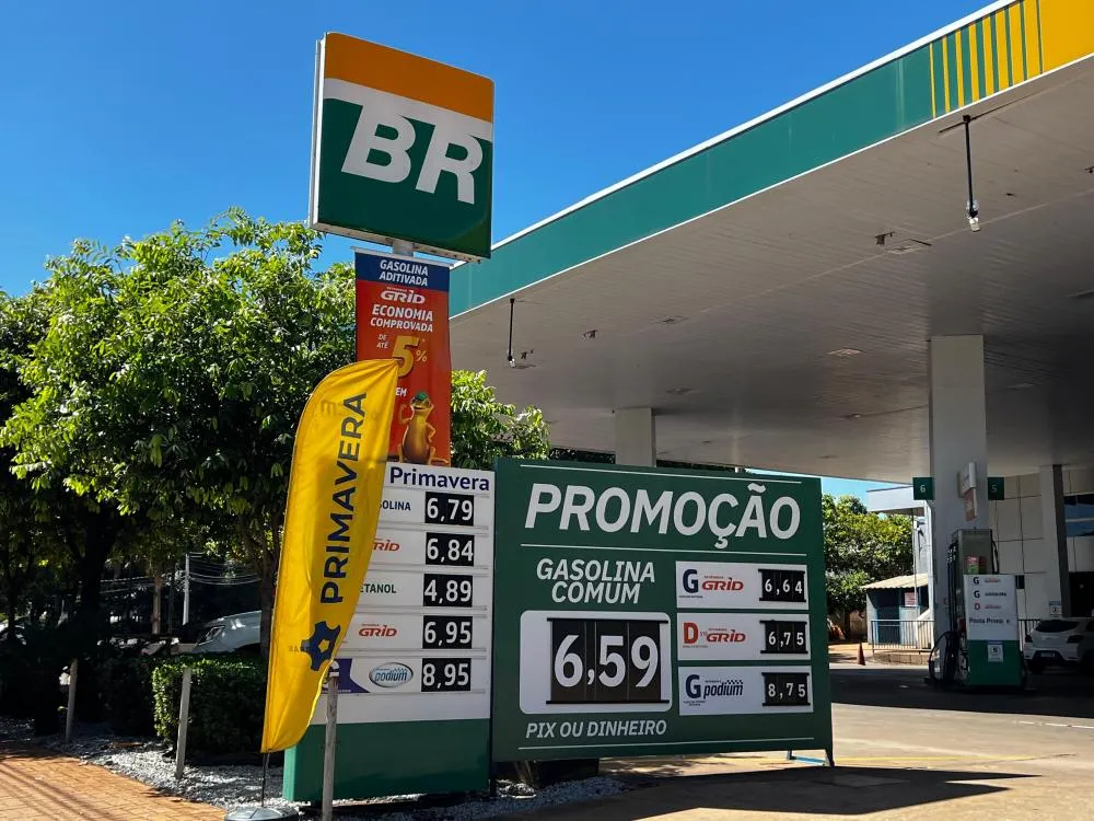 Coletivo SOMOS aciona PROCON para investigar aumento abusivo no preço dos combustíveis em Palmas