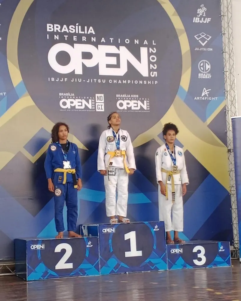 Jovem palmense Anna Beatryz Braz de Oliveira conquista o título no Open Kids Brasília da IBJJF e mostra a força do jiu-jítsu infantil na formação de novos talentos