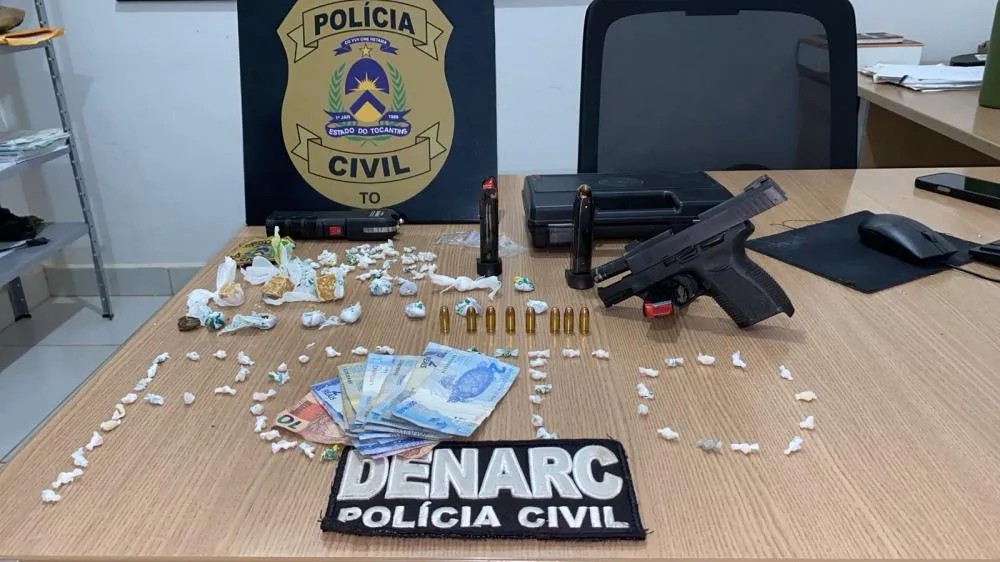 Drogas, dinheiro e arma de fogo apreendido pela Polícia Civil em Araguaína Foto: Divulgação - PCTO