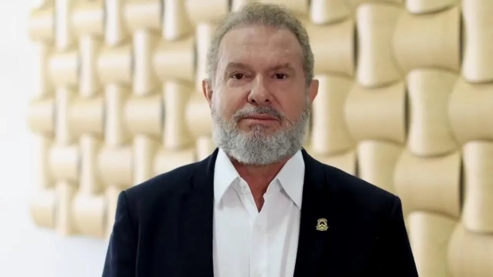 Carlesse relembra interdição de ponte em Porto e cita tragédia da JK