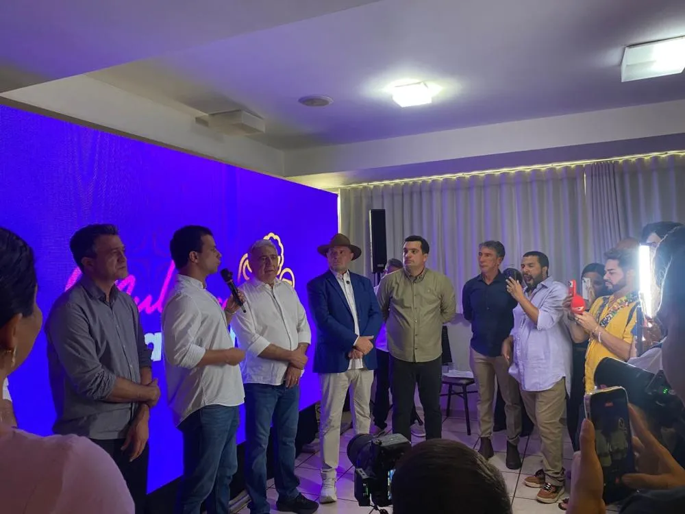 Carlesse anuncia pré-candidatura ao Senado durante evento político em Palmas