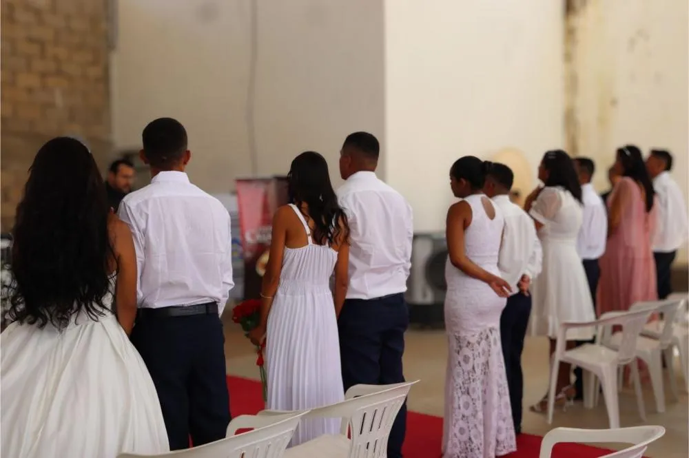 Durante o evento, os casais celebraram a união ao lado de familiares e servidores/Waldenia Silva/Governo Tocantins
