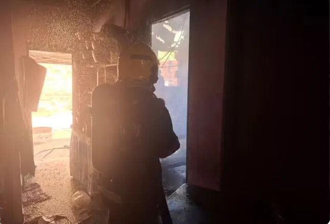 As circunstâncias que provocaram o incêndio ainda são desconhecidasFoto: Divulgação Bombeiros