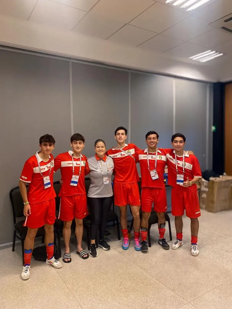 Fisioterapeuta tocantinense integra equipe técnica no Mundial Escolar de Futsal 2025 em Brasília